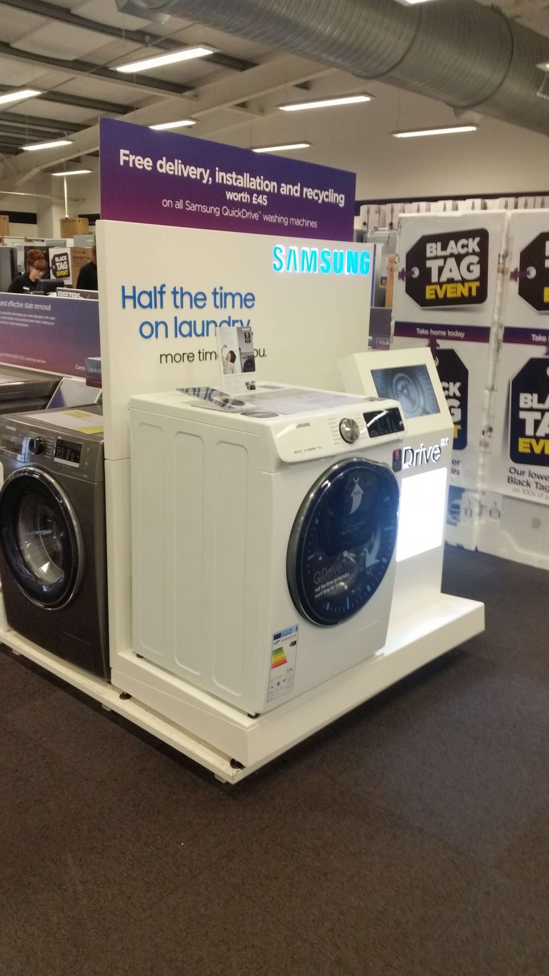 washing machine display at currys